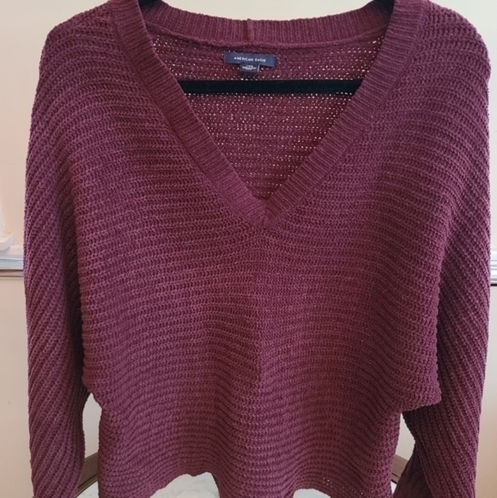 American Eagle V-Neck‎ Sweater - Picture 2 of 7